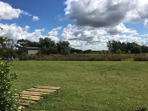 Campo en Venta con Alambrado