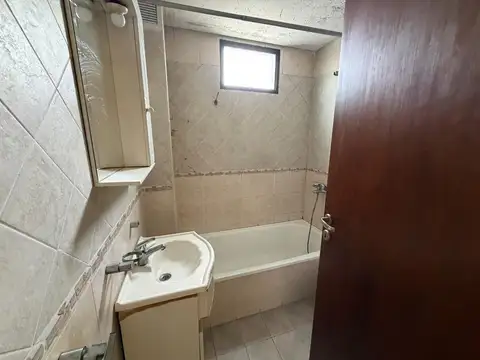 Departamento en Alquiler en Villa Ballester, $ 600.000