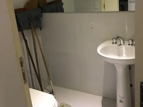 EXCELENTE LOCAL A 2 CUADRAS DE ALTO PALERMO