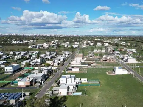 Lote de 580 m2 en Barrio Don Carlos