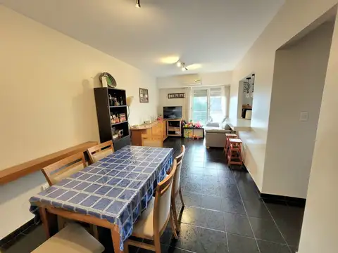 Departamento en Venta en Parque Chacabuco, USD 159.000