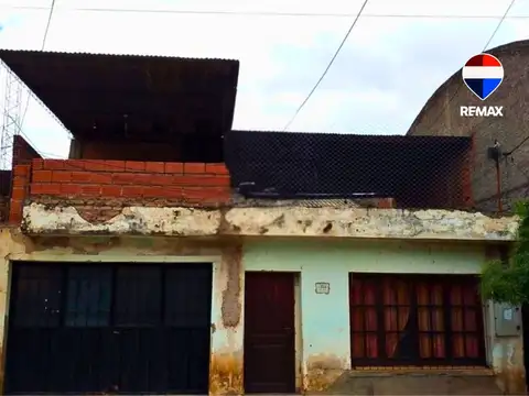 CASA A RECICLAR EN VENTA EN VILLA MONICA 2 DORM
