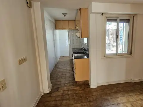 Departamento 4 ambientes con 1 baño