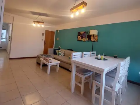 Departamento en  Alquiler 2 dorm. amoblado sobre Gral Lopez