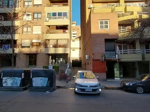 Cochera en venta en Nueva Córdoba