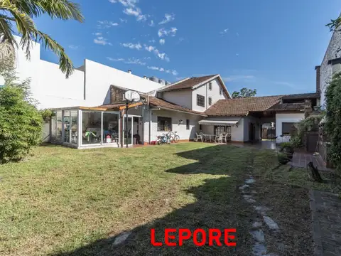 JUAN AGUSTIN GARCIA 5400