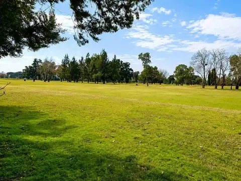 Terreno en Venta en Lomas Athletic Club, USD 49.000