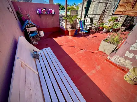 Depto Tipo Casa en Venta en Castelar, USD 80.000