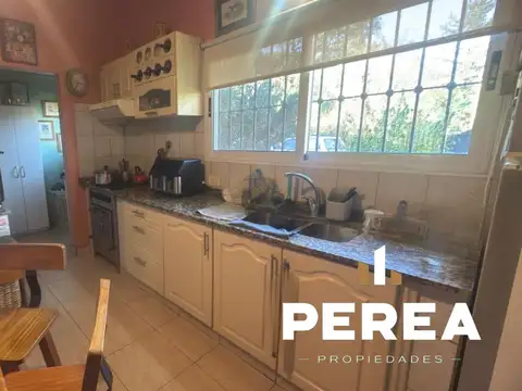 Quinta en Venta con 2 cocheras