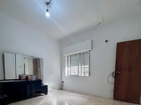 Casa en alquiler c/ cochera en Bella Vista