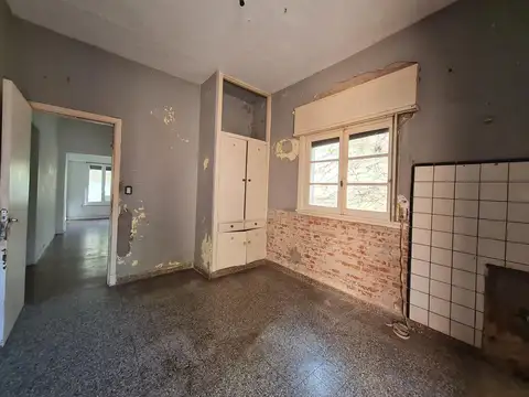 Depto Tipo Casa en Venta 70 años