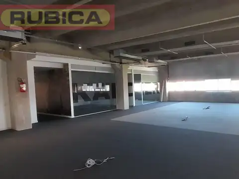 Alquiler Oficina 480 m2 en 1er piso - Panamericana km. 39 y Avda. Benavidez, Benavidez
