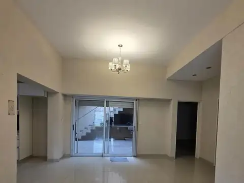 Depto Tipo Casa en Alquiler 8 años