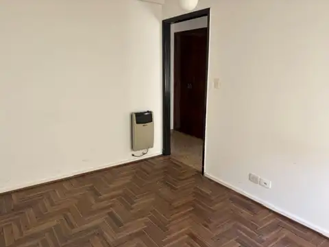 Departamento en Venta al Noreste