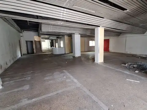 Local en Venta 35 años