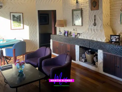 Venta casa PB, 2 dormitorios, terraza y parrilla
