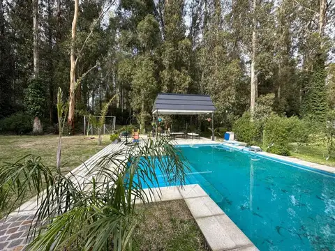 Casa de 6 ambientes en alquiler en Rumenco