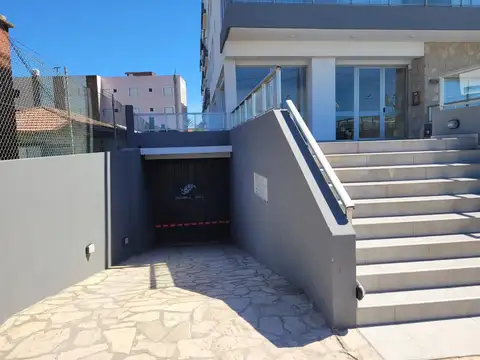 Cochera en Venta con acceso Ascensor