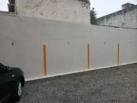 Cochera en Alquiler para coche mediano
