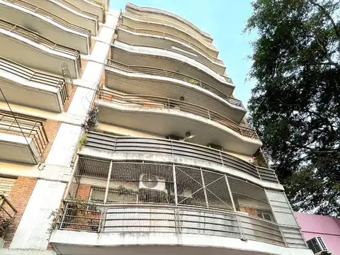 DEPARTAMENTO 2 AMBIENTES Y MEDIO CON COCHERA CENTRO SAN MARTIN