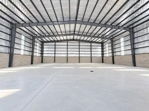 ALQUILER NAVE INDUSTRIAL PREMIUM A ESTRENAR 900 M² – ALTURA 11 M – PREDIO CERRADO – ESCOBAR