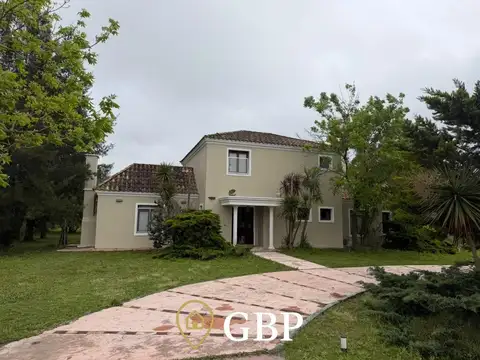 Casa en Venta en Fincas de San Vicente, USD 270.000