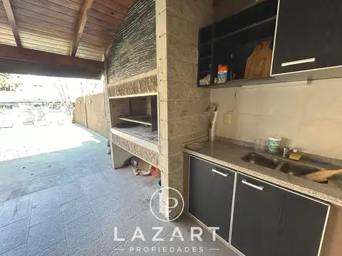 Casa en Ph totalmente independiente 3 amb. cochera y terraza propia! -APTO CREDITO-