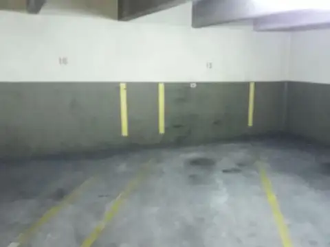 Cochera en Venta/Alquieler en San Nicolás, Excelente Ubicación