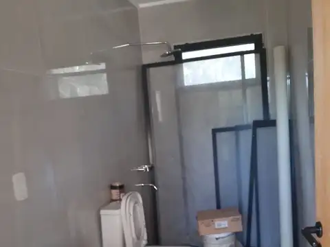 VENTA CASA EN BARRIO PORTAL DEL LEYES/CONSTRUCCION