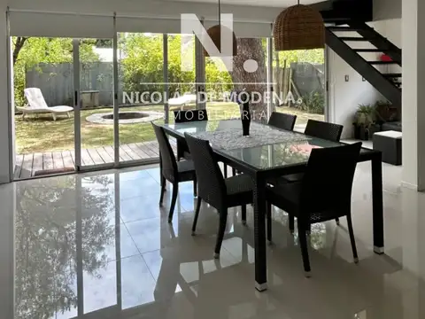 Casa en Venta en Montoya, USD 355.000