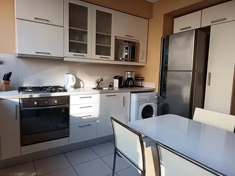 Departamento en Alquiler Temporal con 1 cocheras