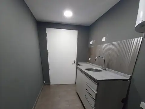 Oficina Monoambiente con 2 baños