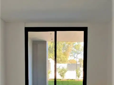 Departamento en Venta en Pilar, USD 225.000