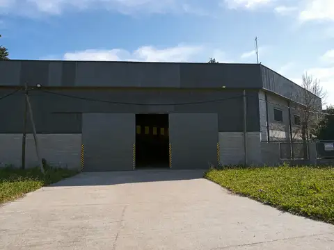 Galpón De 906 M2 Sobre Colectora Au2 | Excelente Acceso