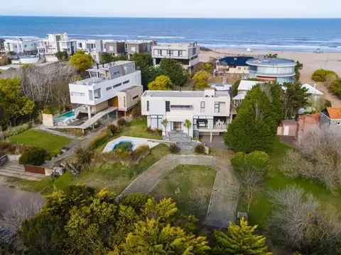 Casa Monoambiente con 4 baños
