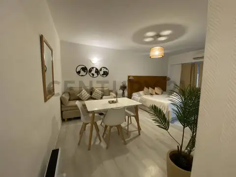 Esmeralda 900, Piso 2