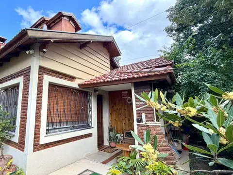 Casa en Venta en Berazategui, USD 179.000
