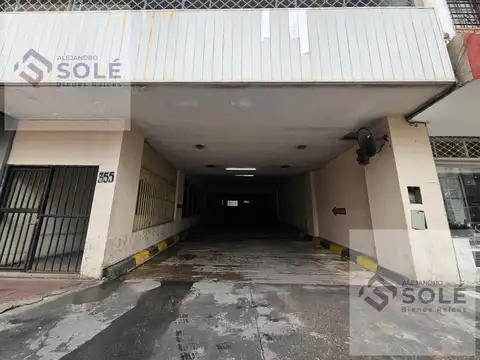 Cochera En Venta En El Centro De Córdoba