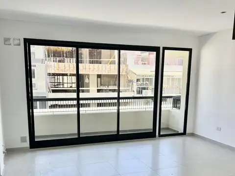 ROJAS al 300