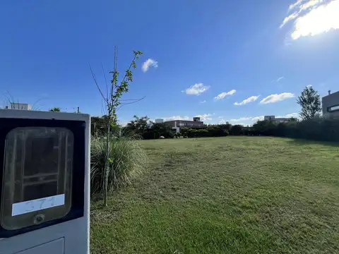 Terreno en Venta 25  mts Frente