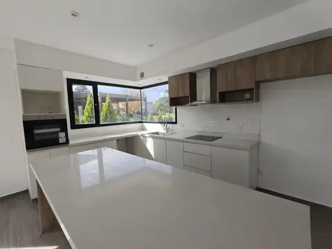 Casa en Venta al Noroeste