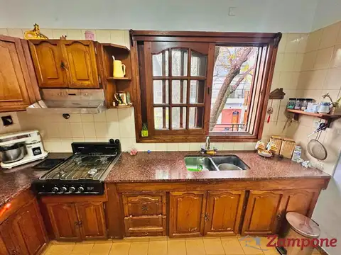 Depto Tipo Casa en Venta con 1 cocheras