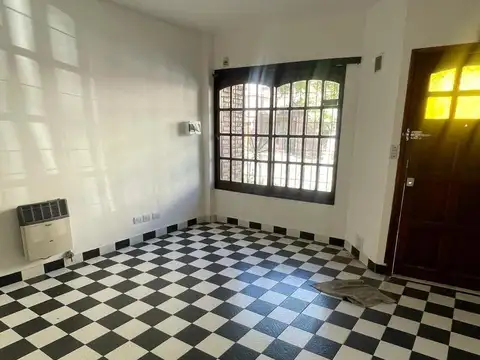 Casa en Alquiler de 1 dormitorio