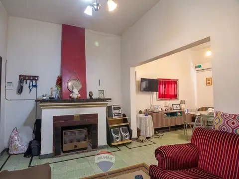 Casa en Venta con 1 cochera