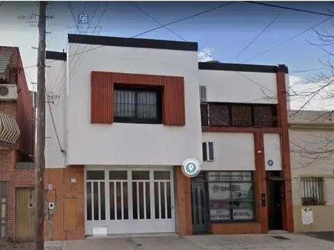Galpón, local comercial y oficinas