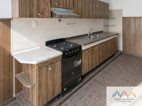 Apta crédito, Venta casa 2 dormitorios con garaje, patio y terraza en LLavallol
