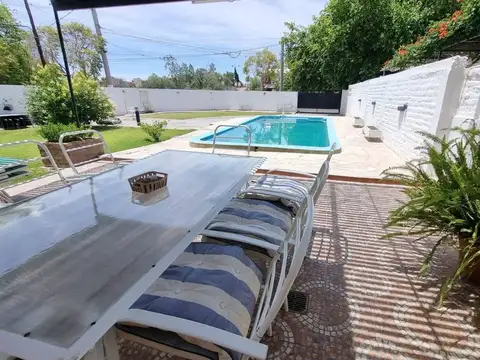 Casa en Venta en Rivadavia, USD 180.000