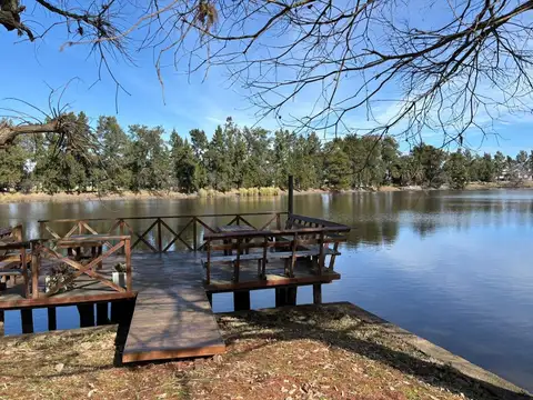 Casa en Venta en Barrio Cube, USD 220.000