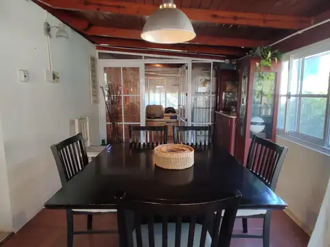 Casa 4 ambientes con 1 baño