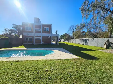 Quinta en Venta en Paso Del Rey, USD 149.000